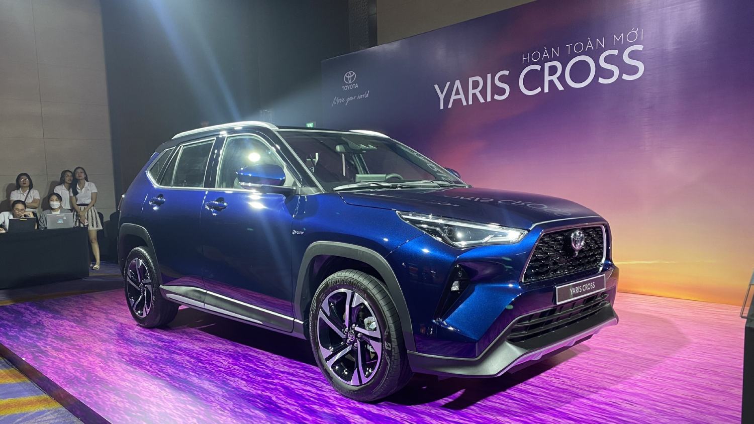 Toyota Yaris Cross 2023 sở hữu ngoại hình bề thế, vững chãi của một chiếc SUV điển hình