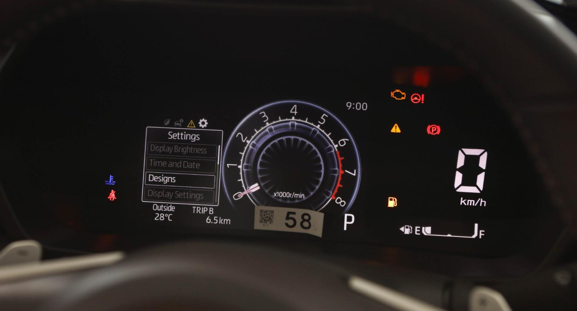 Toyota Raize 2023 sở hữu bảng đồng hồ kích thước 7 inch