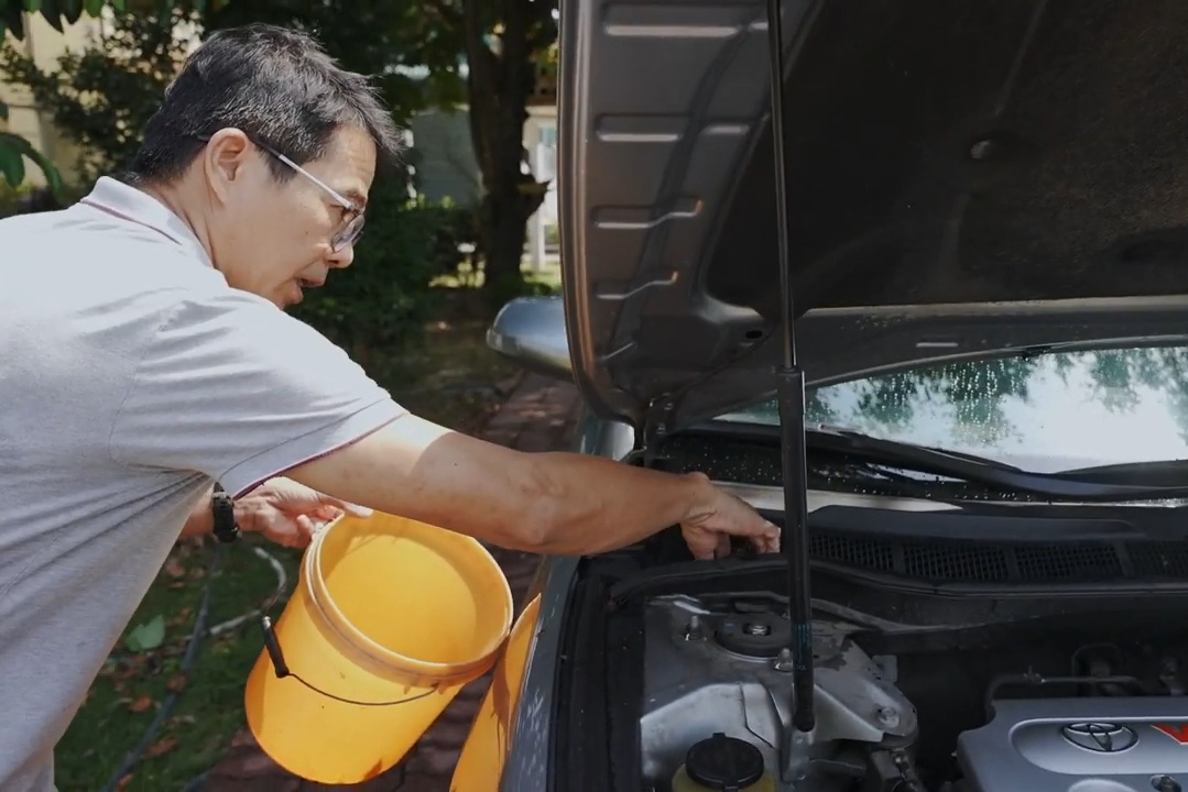 rua xe tai nha (10).jpg