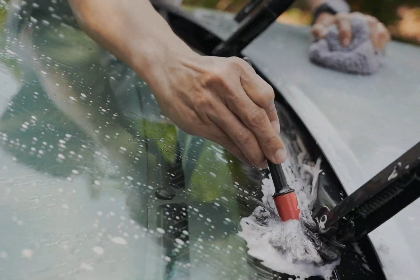 rua xe tai nha (4).jpg