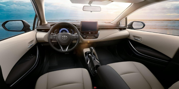 Nội thất bên trong của Toyota Corolla Altis 2022