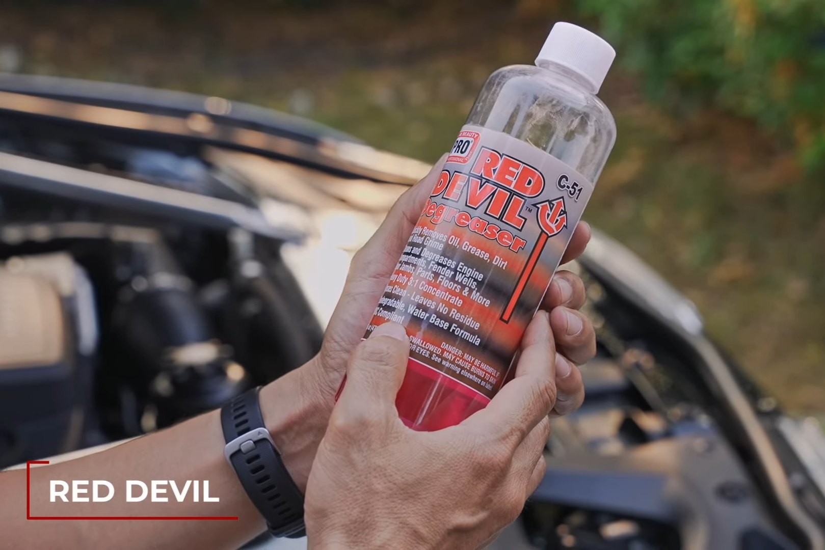 ve sinh khoang may Red Devil (2).jpg